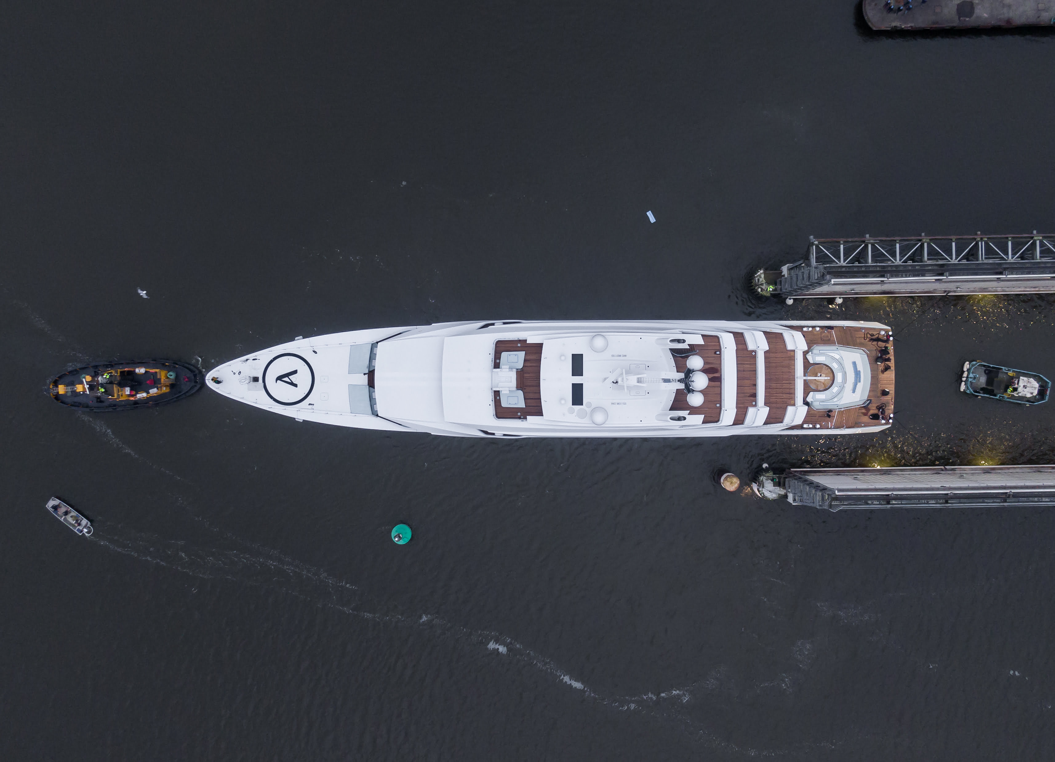 Superyacht AVANTAGE - Lurssen yacht launch 2020