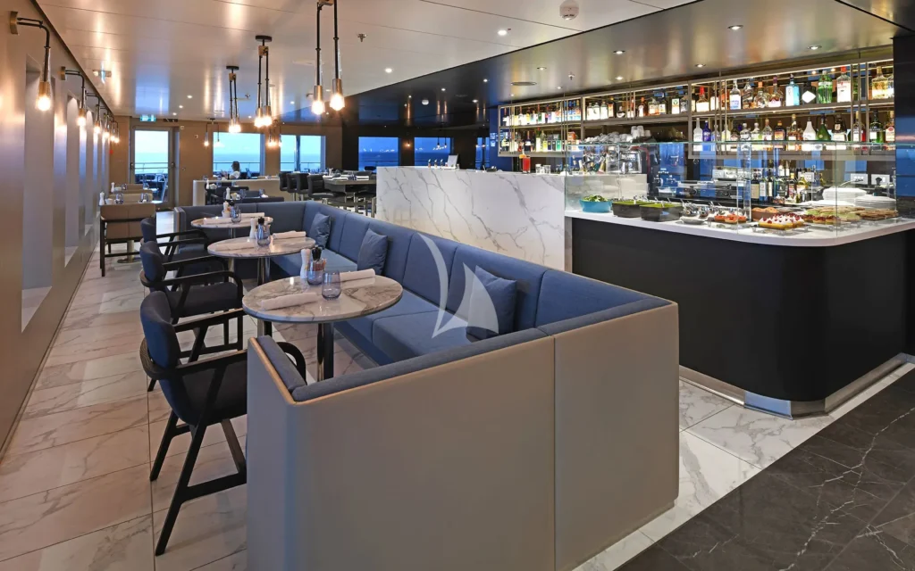 Bar / Lounge