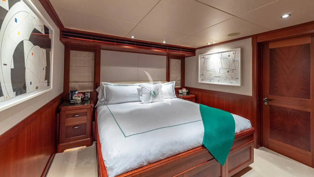 VIP Cabin