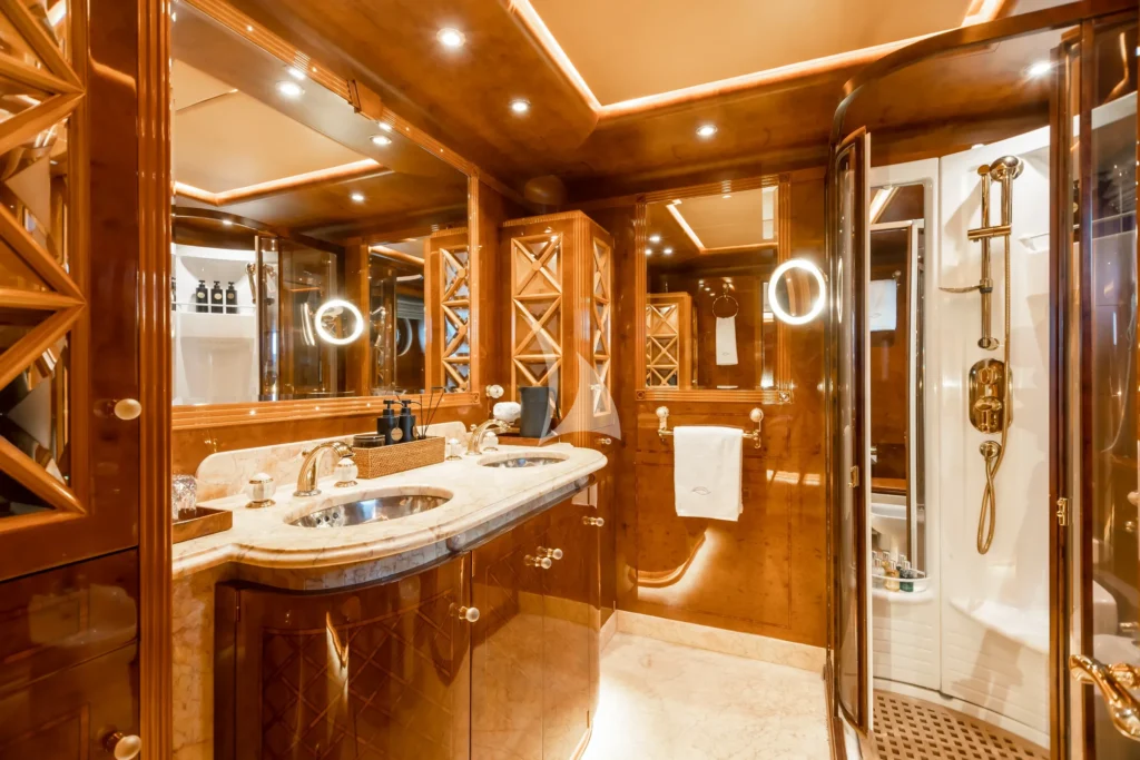 Ensuite
