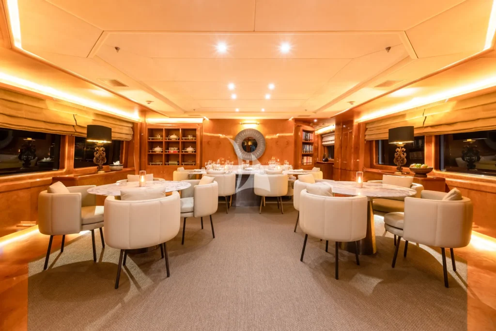 Main Deck Dining