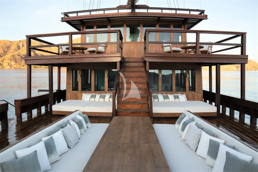 Main Deck - Exteriors