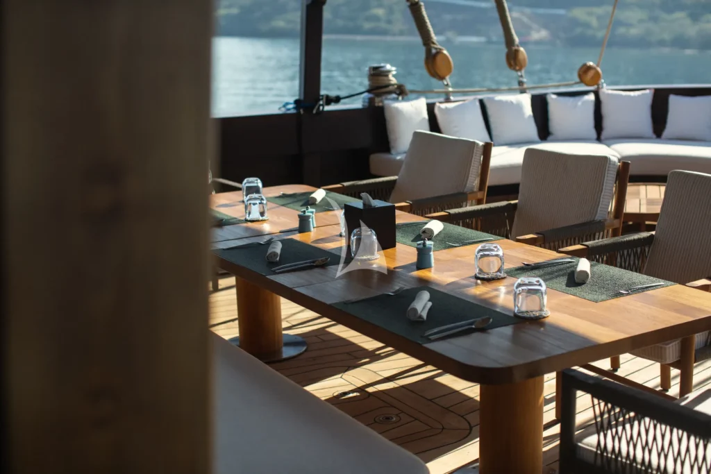 Main Deck - Exteriors