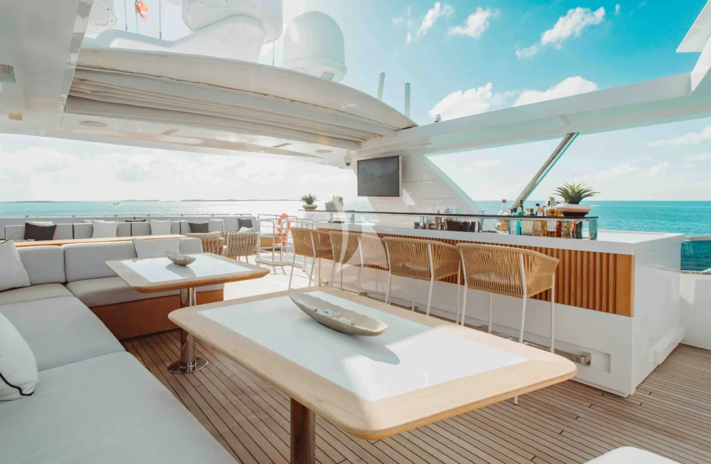 Sun Deck bar