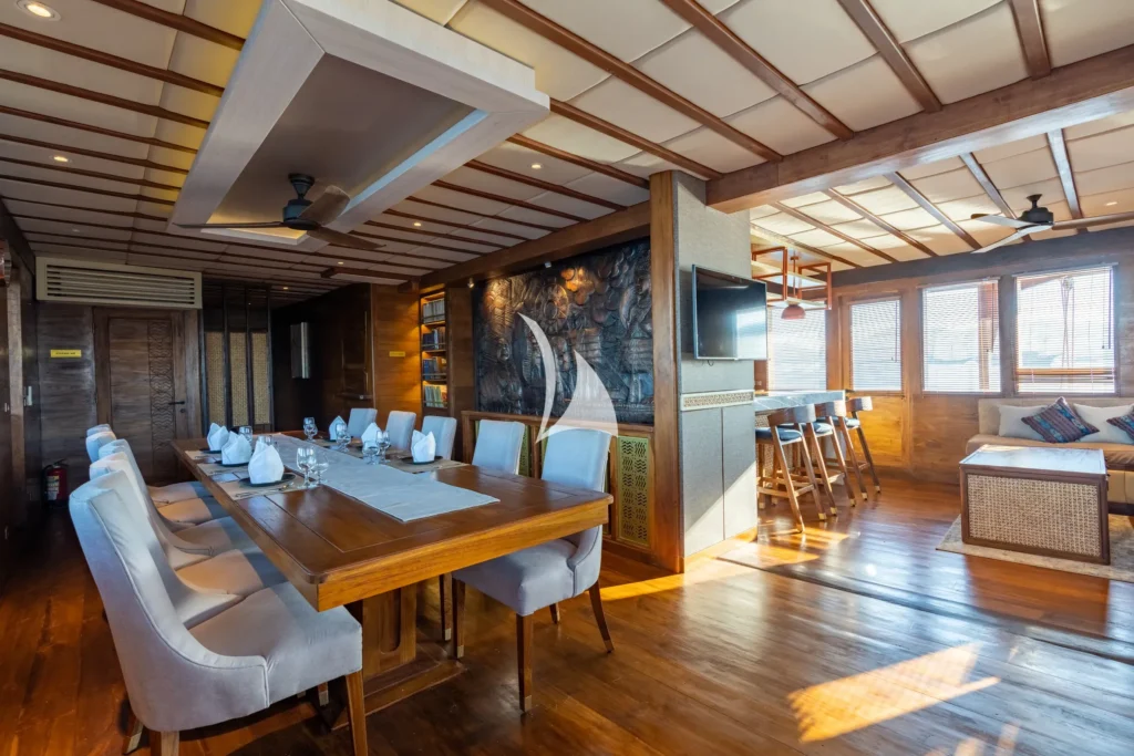 Main deck lounge