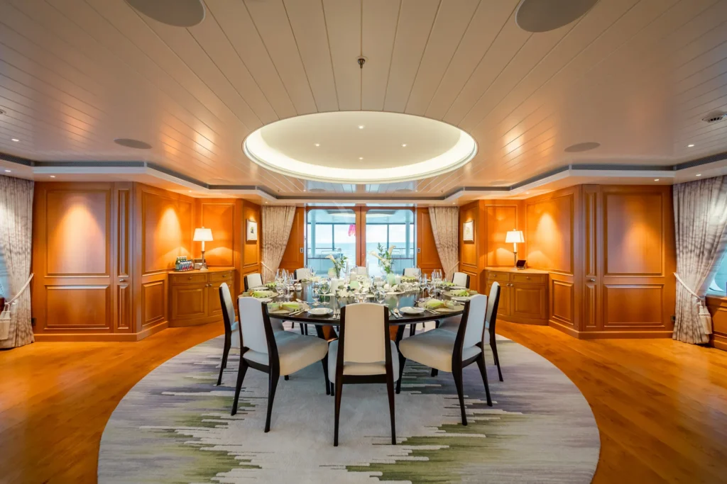 Main Salon Dining