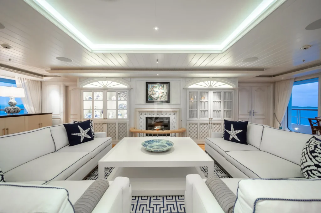 Sun Lounge | Owners Deck
