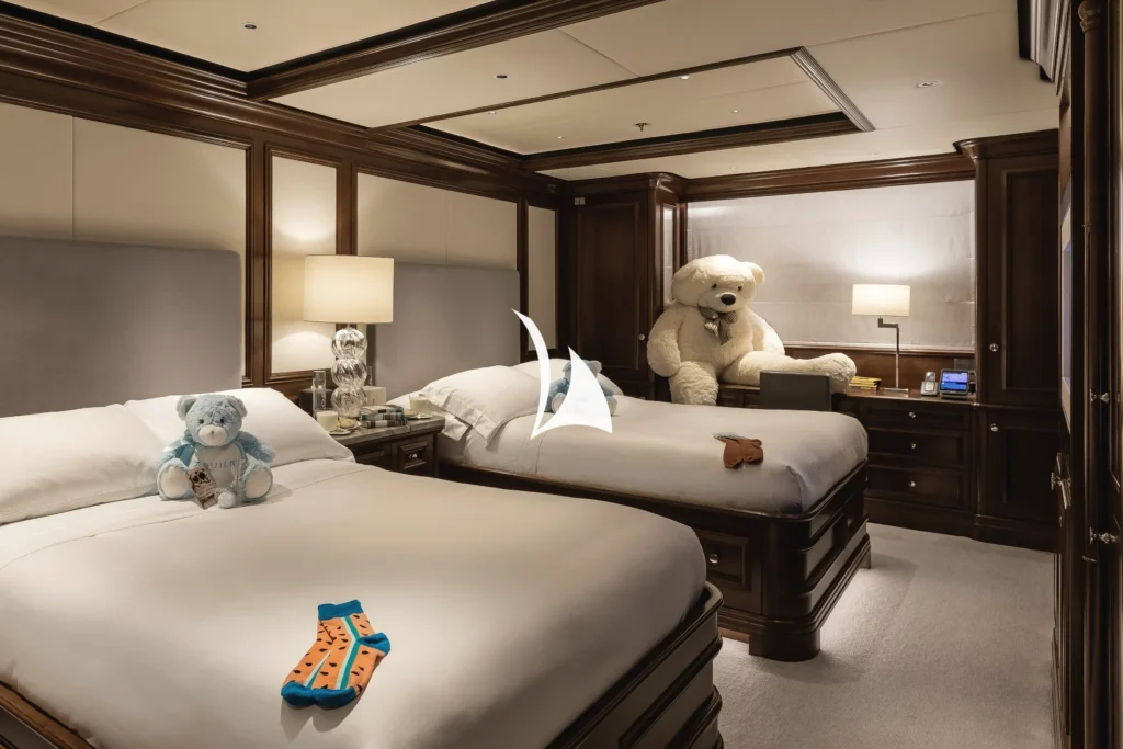Main deck - Twin cabin