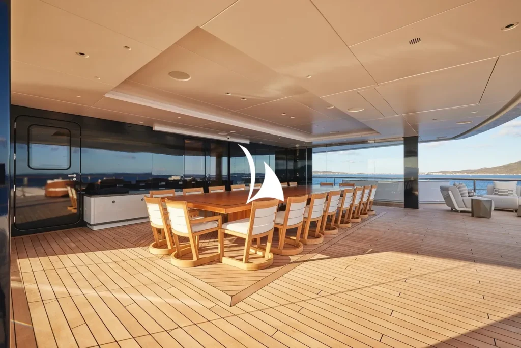 Bridge deck dining