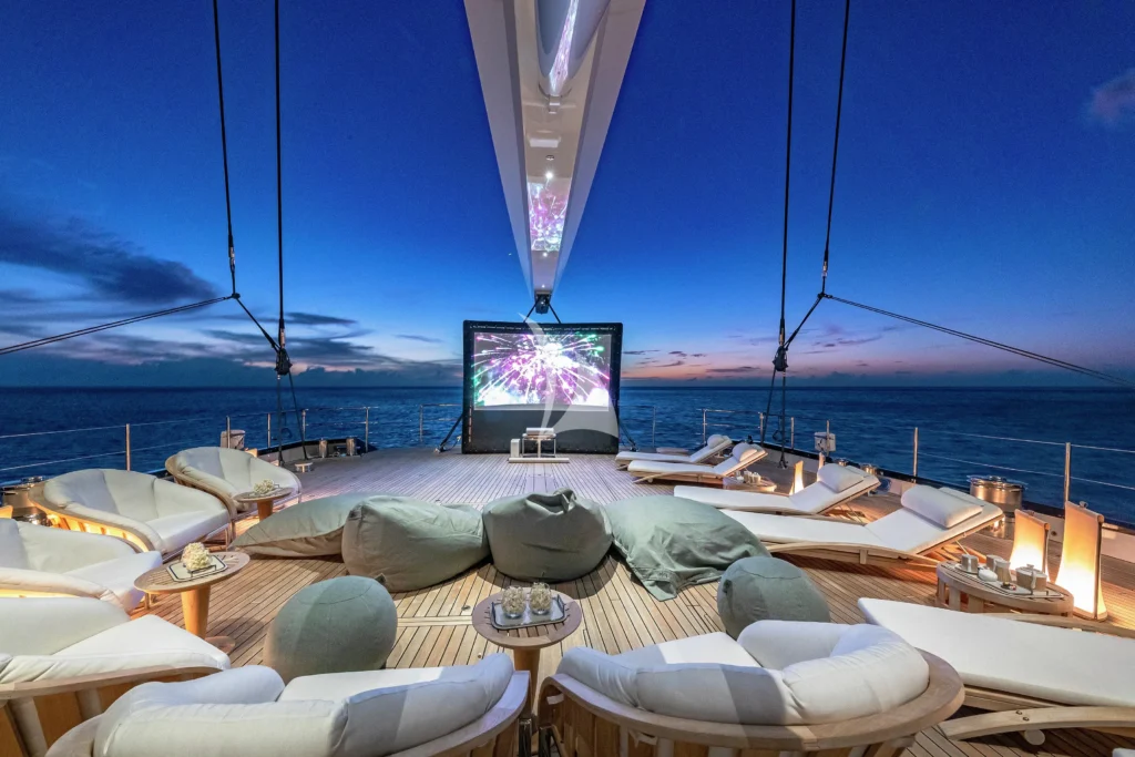 Outdoor Cinema / Aft Deck