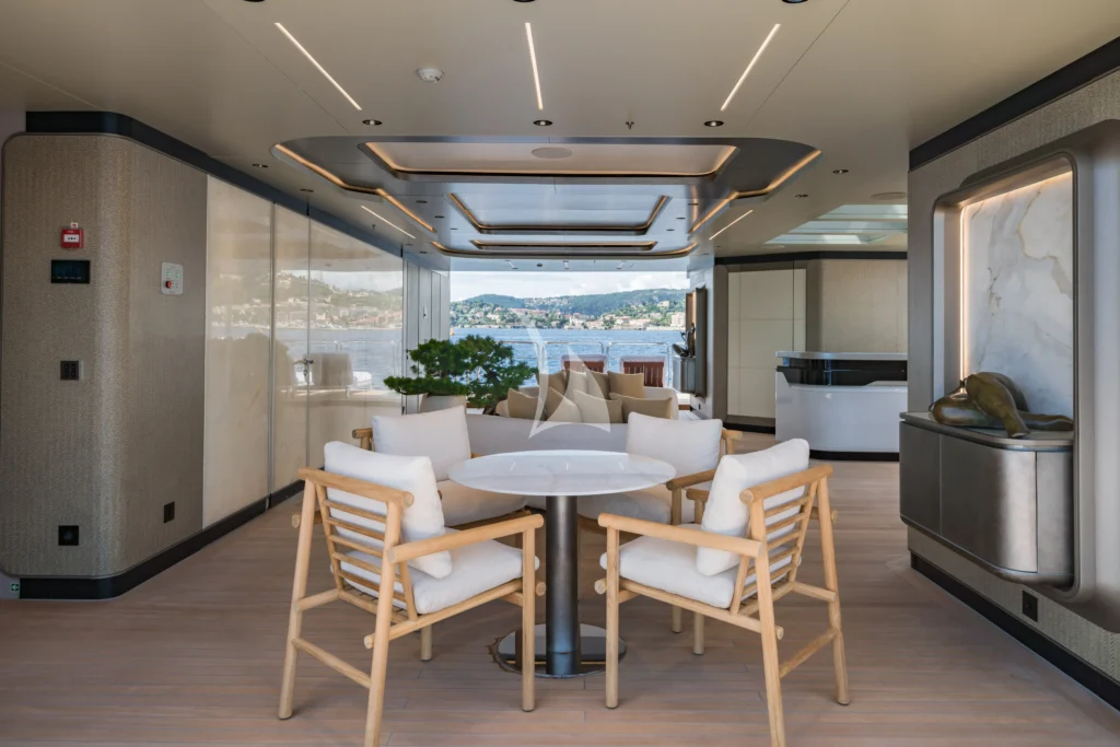 MALIA - Beachclub seating