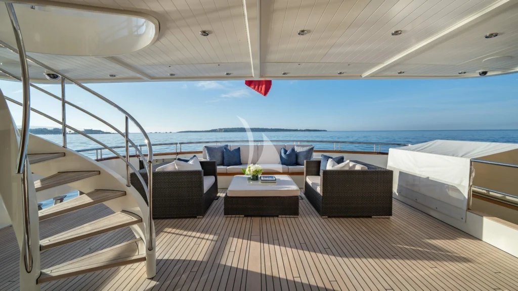 Main Aft Deck