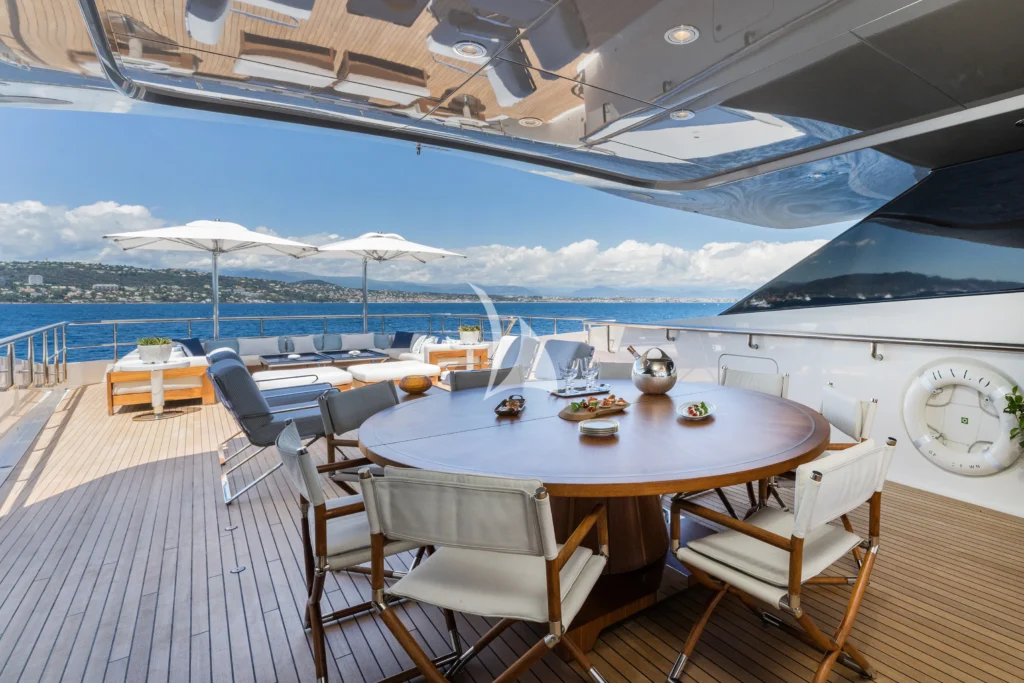 Sundeck lounge