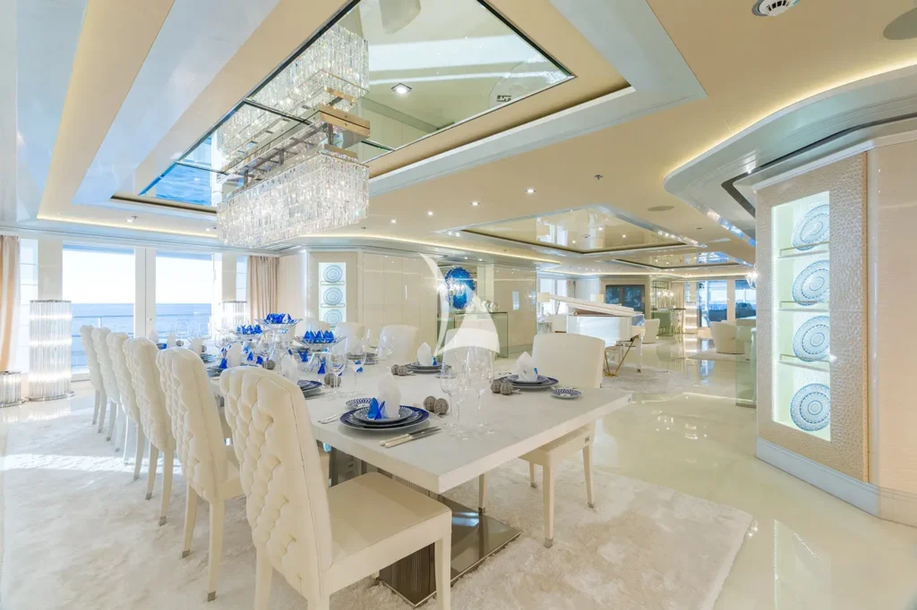 Main Salon Dining