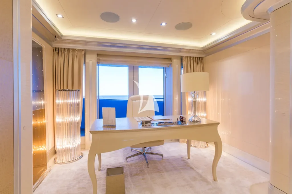 Principal Cabin Office