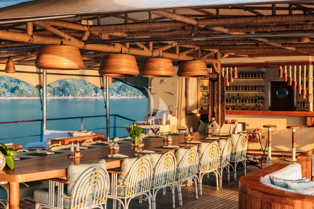 Upper deck dining and bar