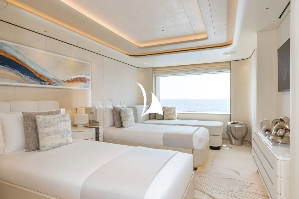 Main deck convertible twin/double cabin