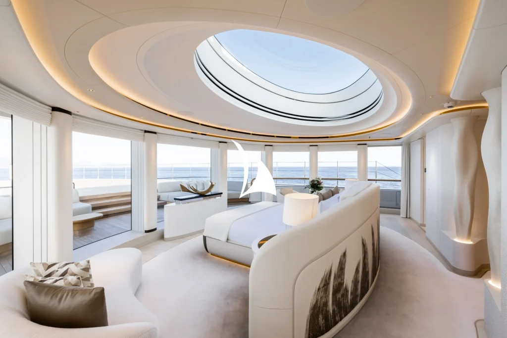 Owner's deck master suite