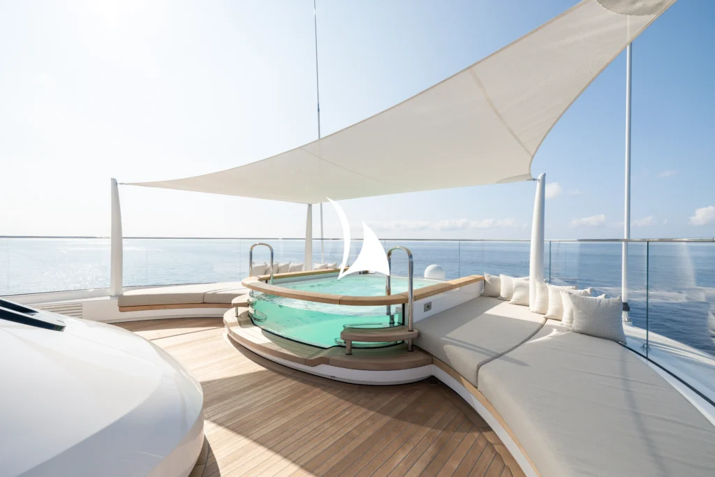 Sun deck jacuzzi and lounging area