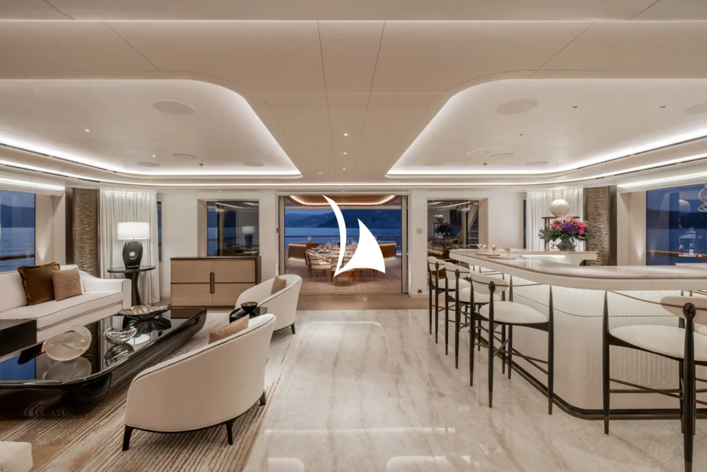 Owner's deck lounge and bar