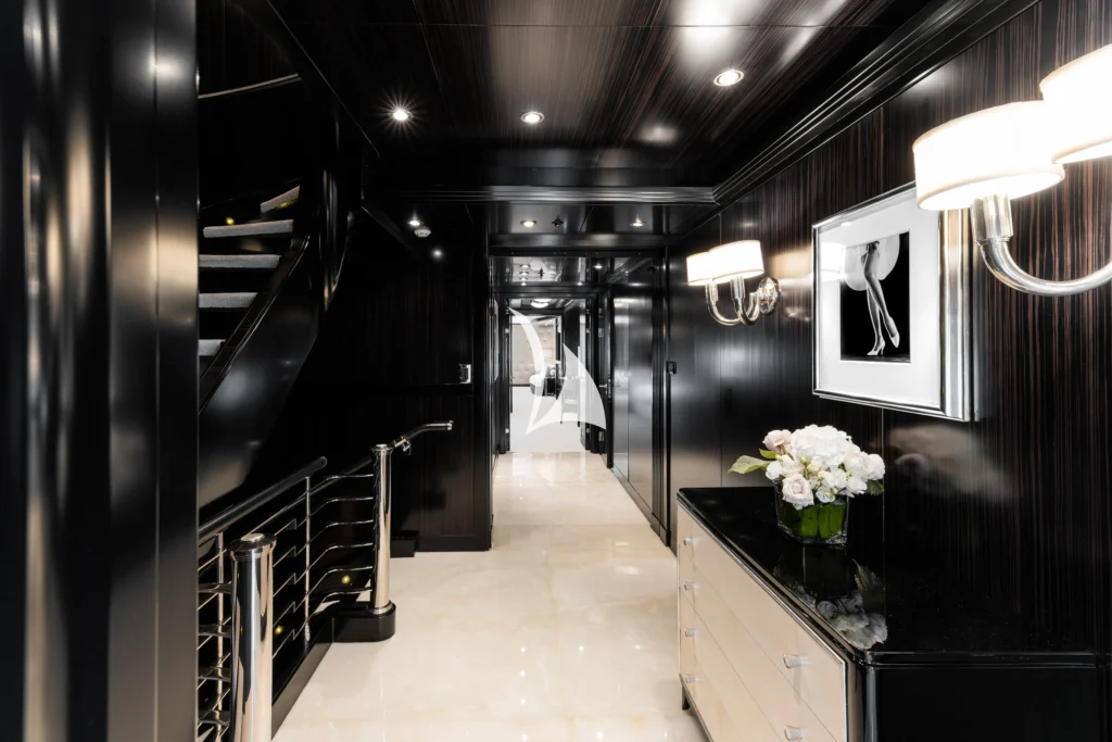 Main deck foyer
