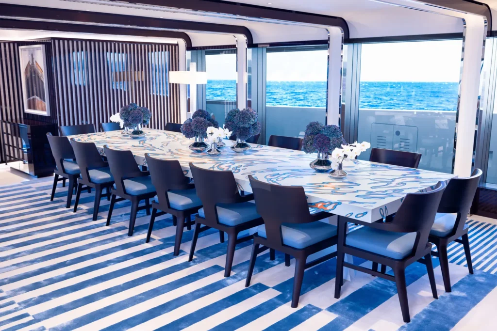 Main Deck Dining (Main Deck)