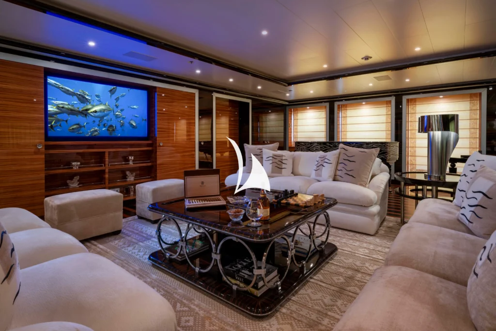 ALFA NERO - Main deck salon in movie mode