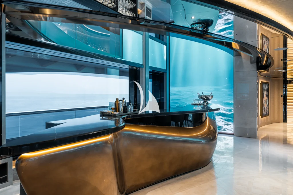 Main Deck Bar