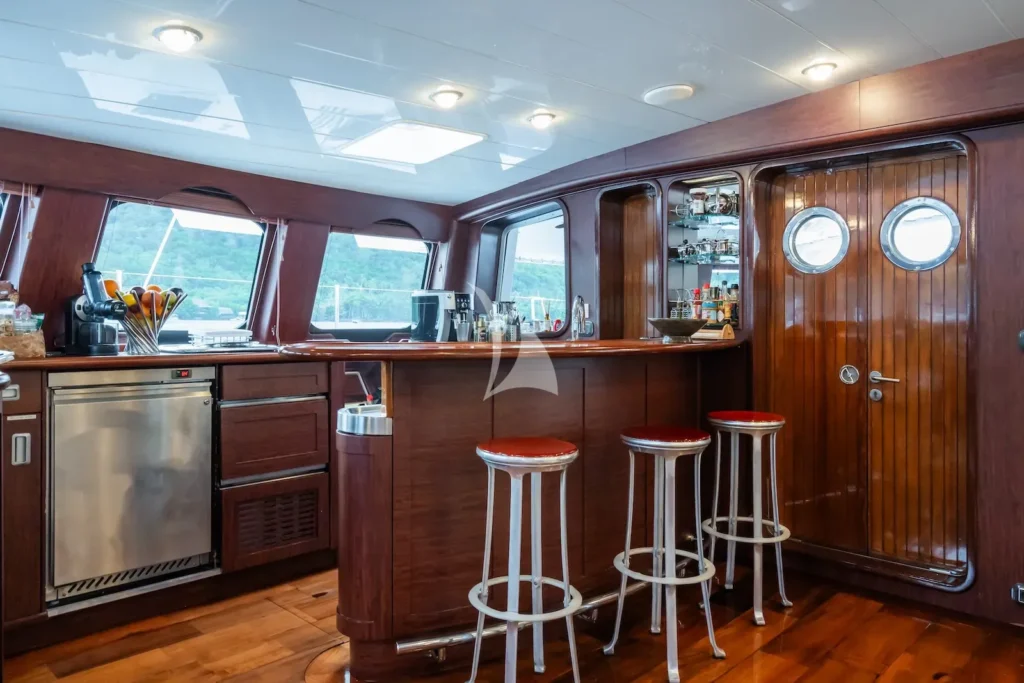 Main saloon bar