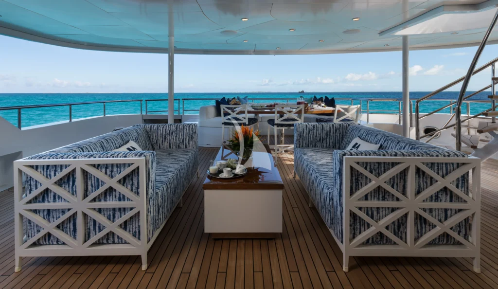 Main deck aft