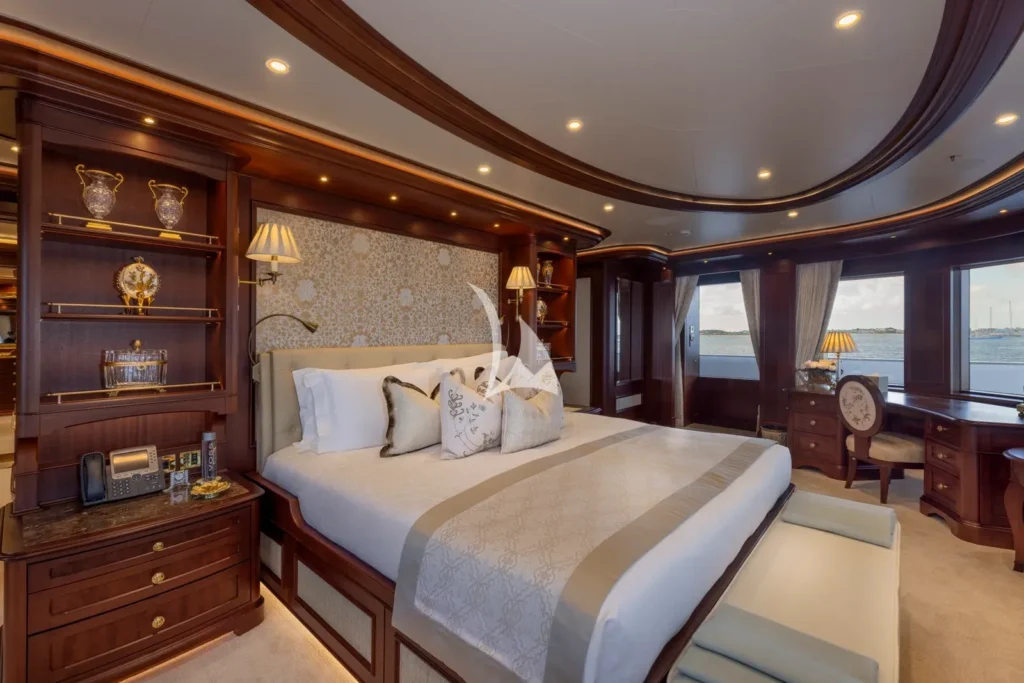 Owner's cabin