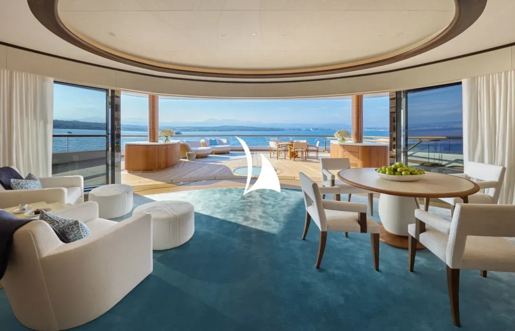 Owner's deck lounge