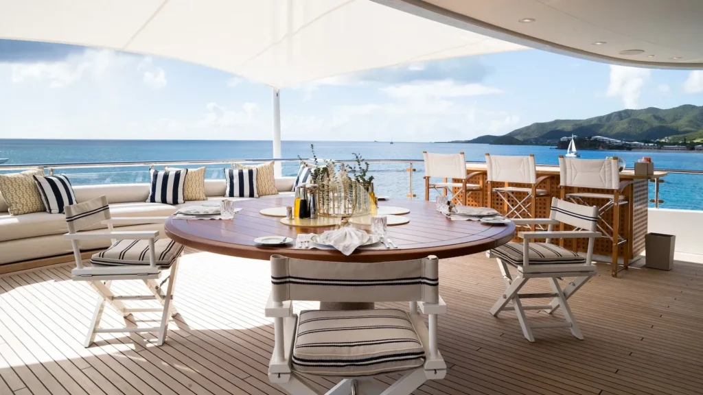 Skylounge Deck Aft Alfresco Dining