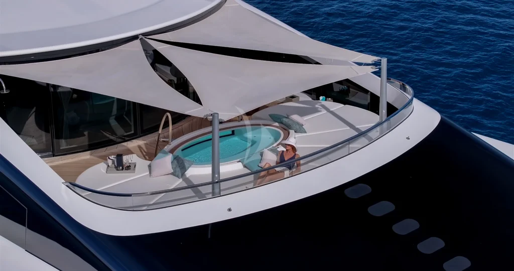 Owner's Deck (Jacuzzi Area)