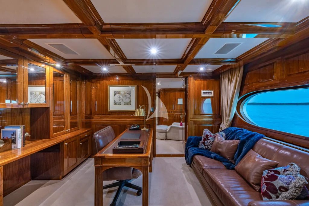 Master cabin office
