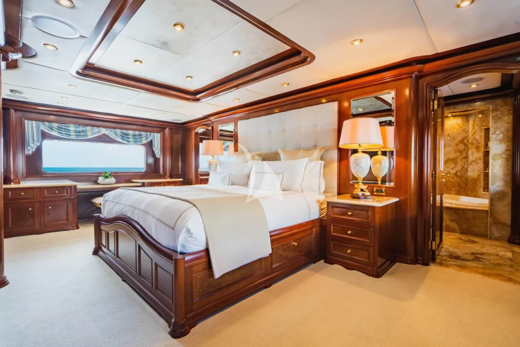 Master suite