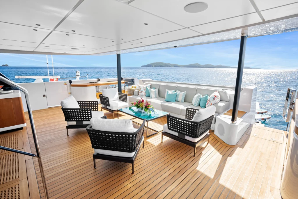 Main deck aft