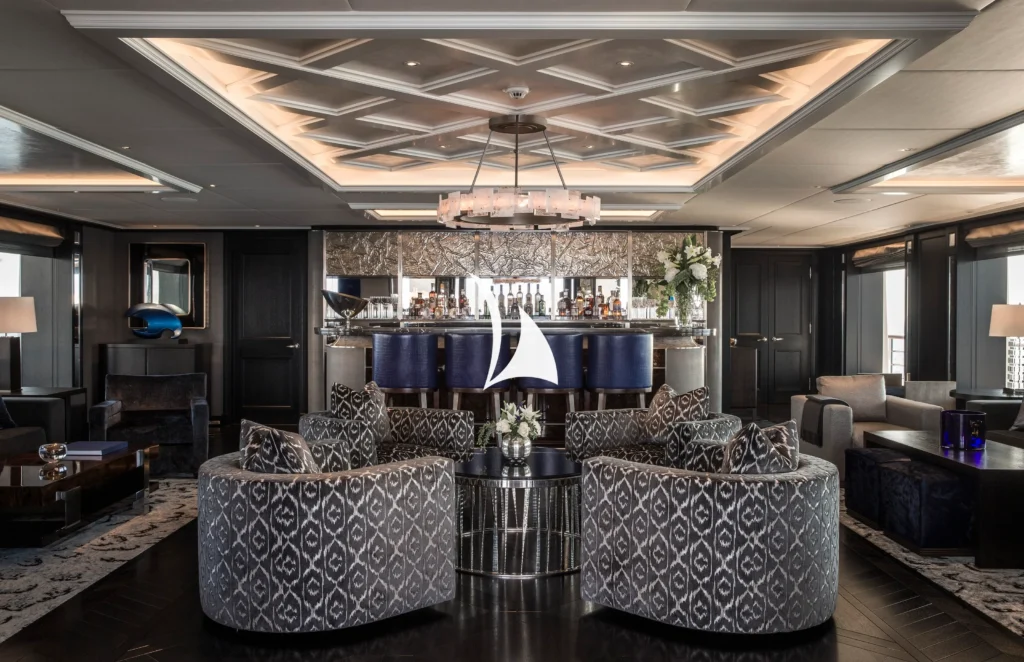 Owner's deck - Glamourous London bar