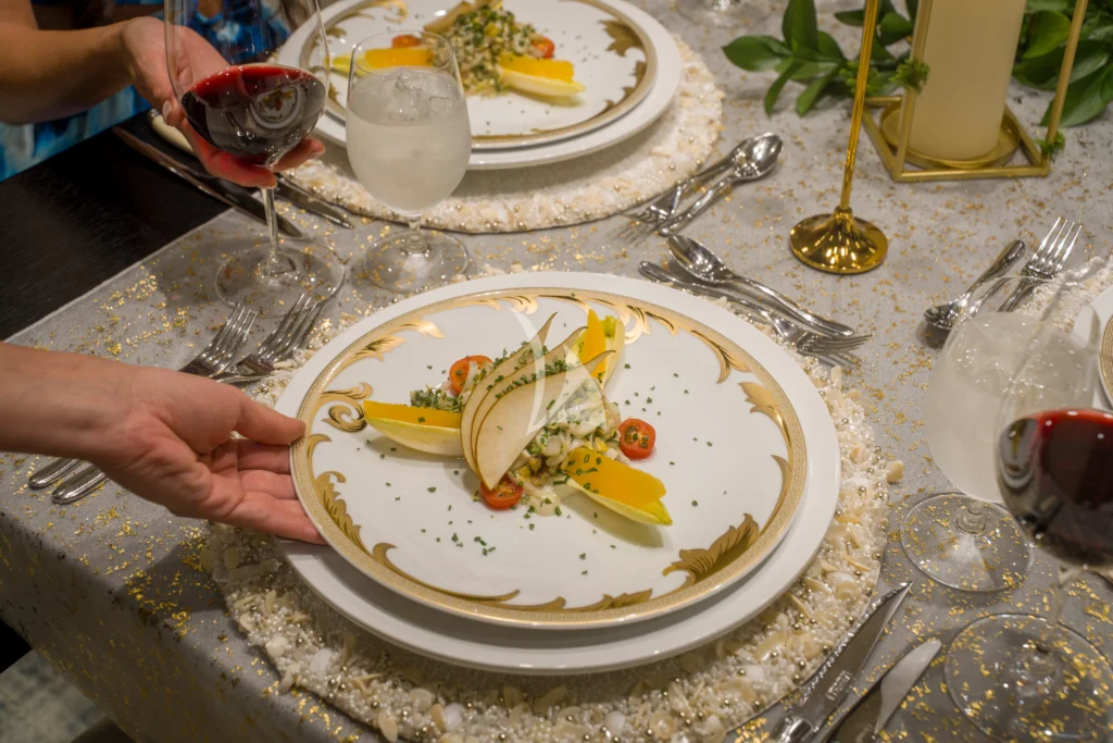 Dining Detail