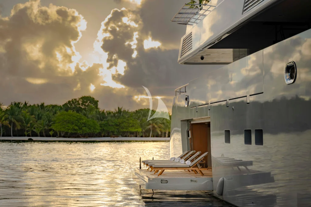 Beach Club Balcony