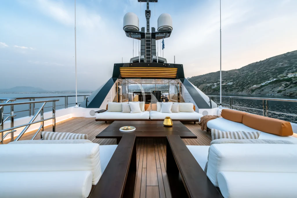 Sun Deck Lounge