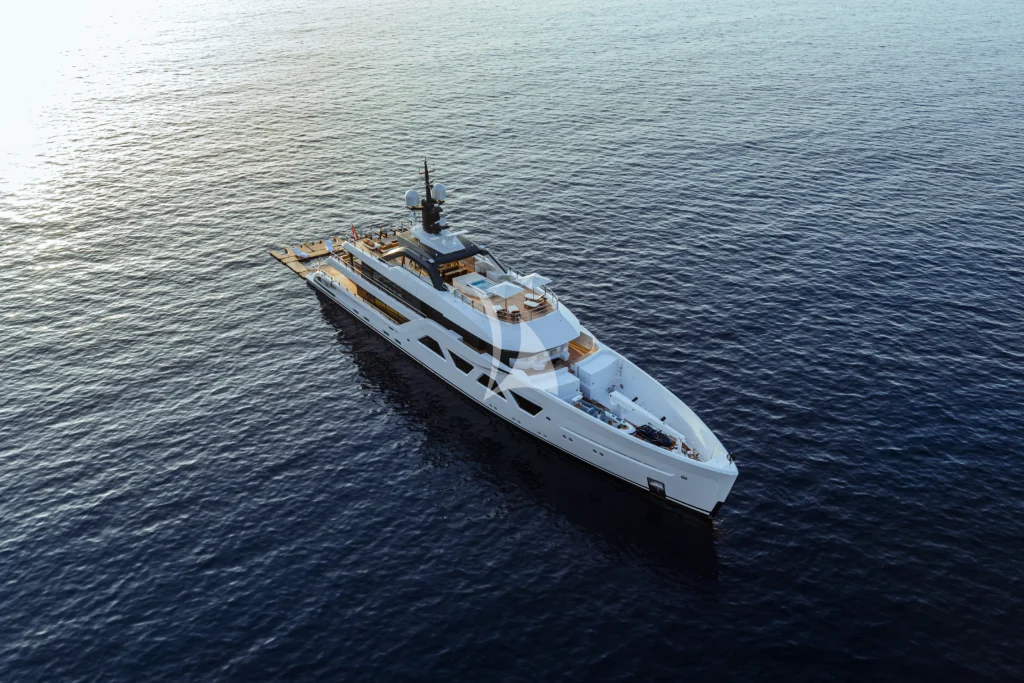 Yacht Profile with Sea Pool