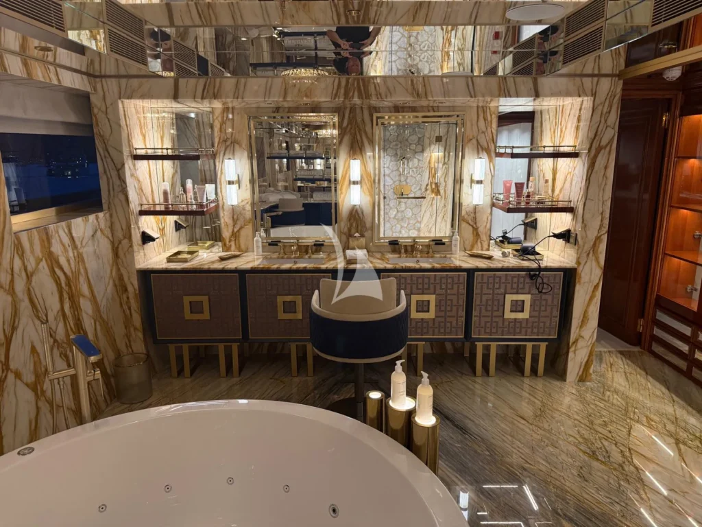 Master ensuite