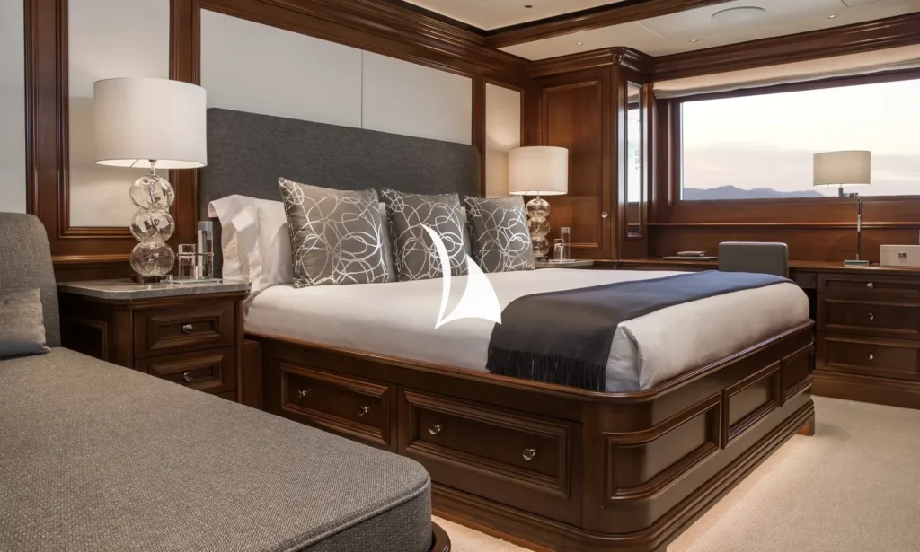 Main deck - Double cabin