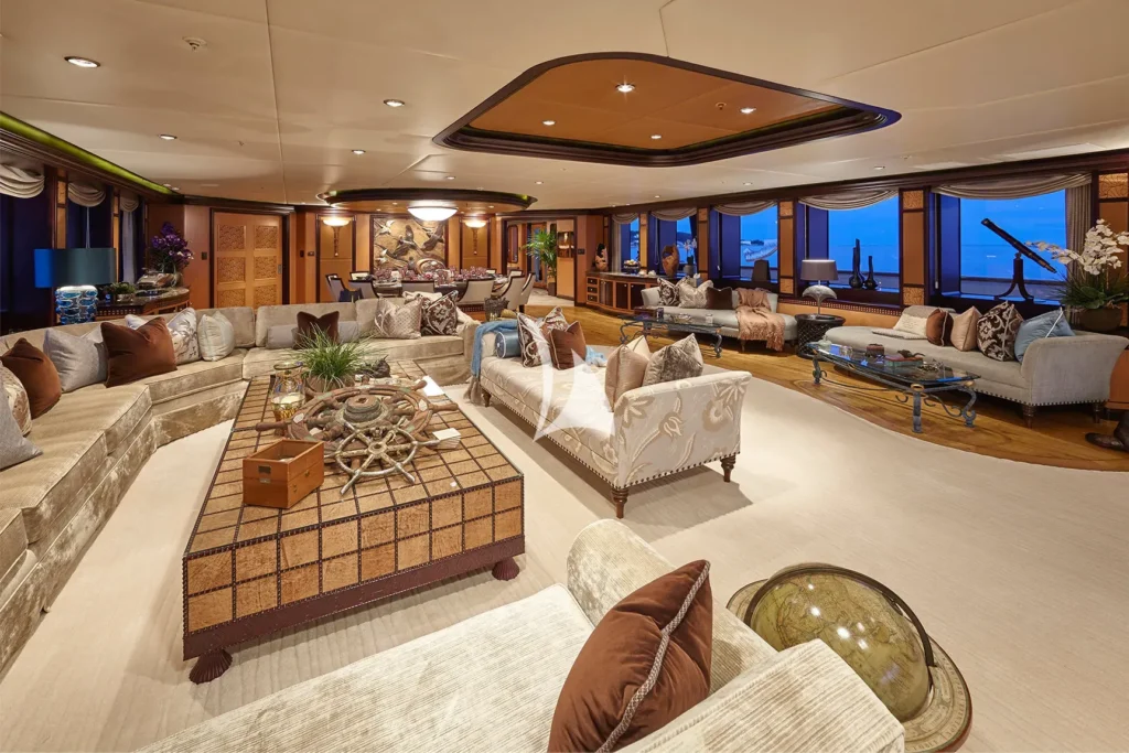 Main Deck Salon