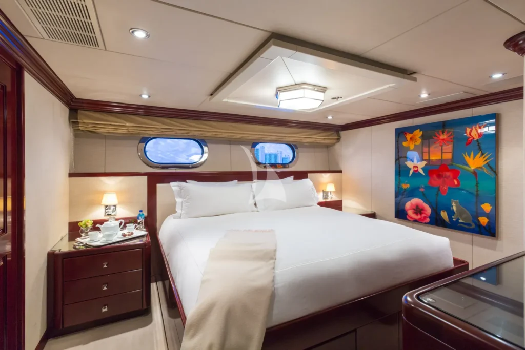VIP King Guest Stateroom